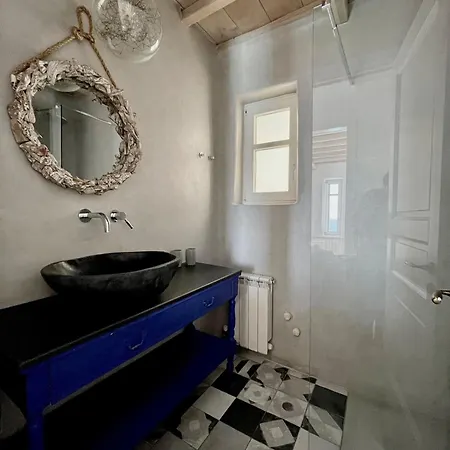 Vanita Agios Ioannis Mykonos * Agios Ioannis Diakoftis